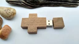 customized wooden cross shape usb flash drive