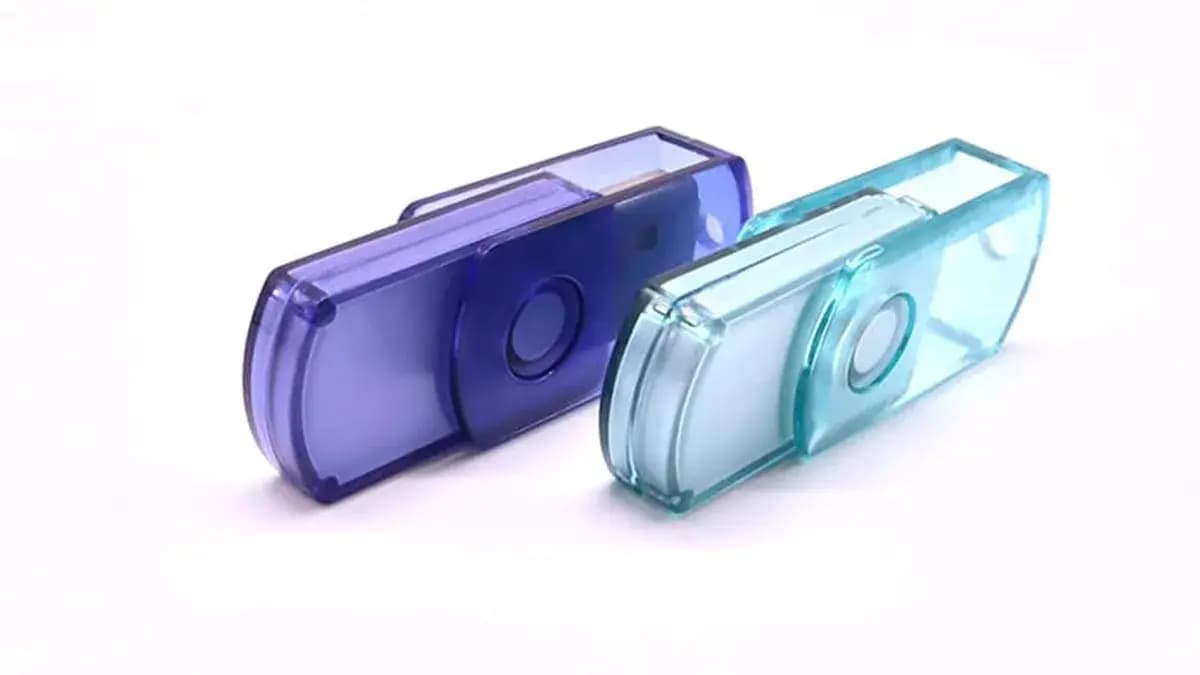 plastic rotate usb flash drive